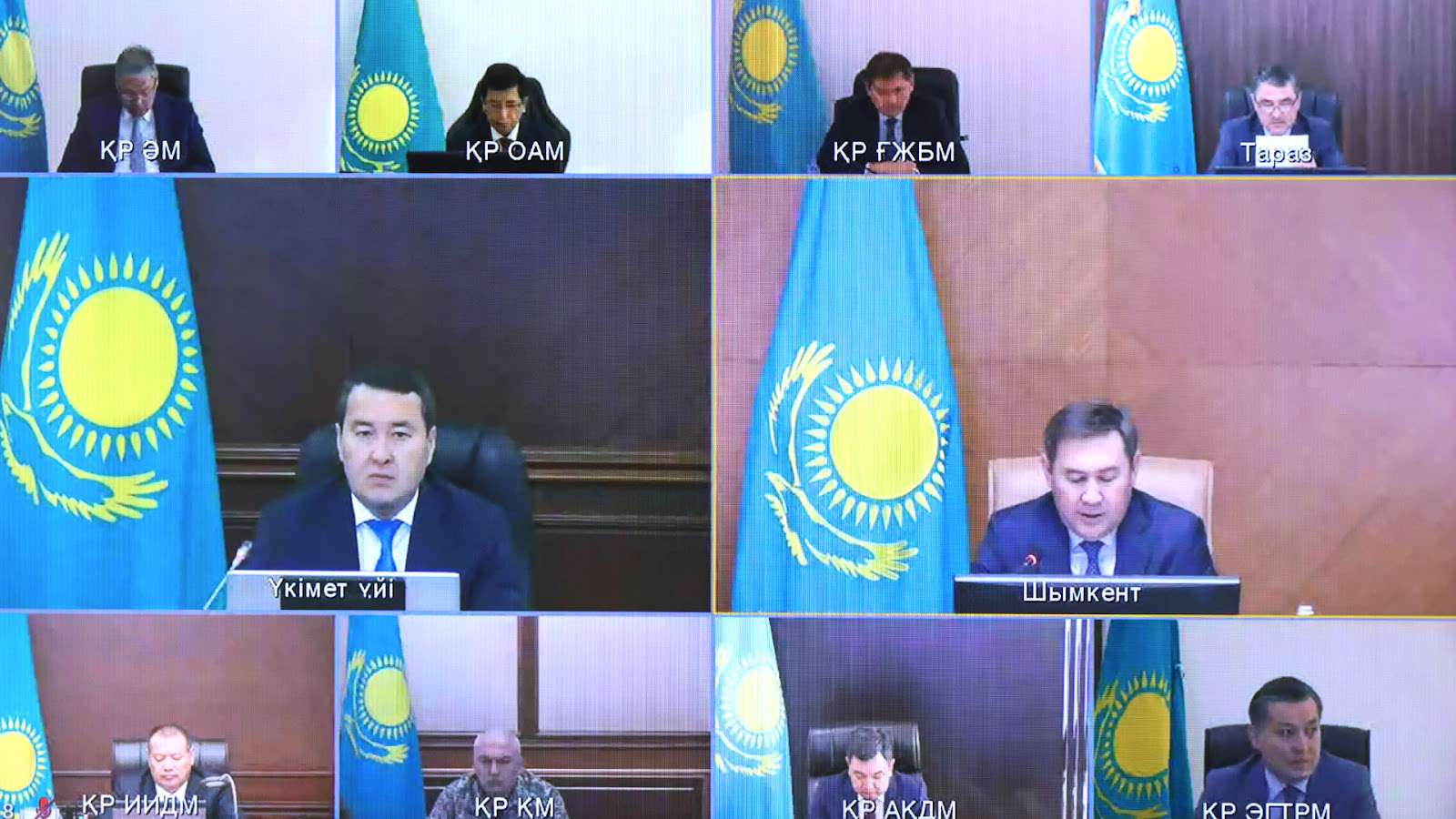 Кандидатами в президенты казахстана стали 7 человек. кто они?